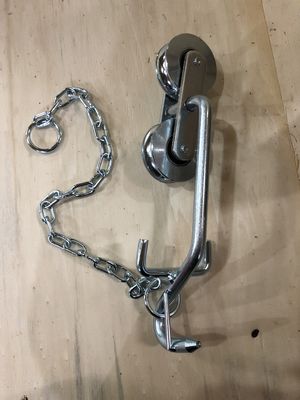 نوارهای غلتکی و چرخ های کابلی موز برای سطح سفید روی دروازه